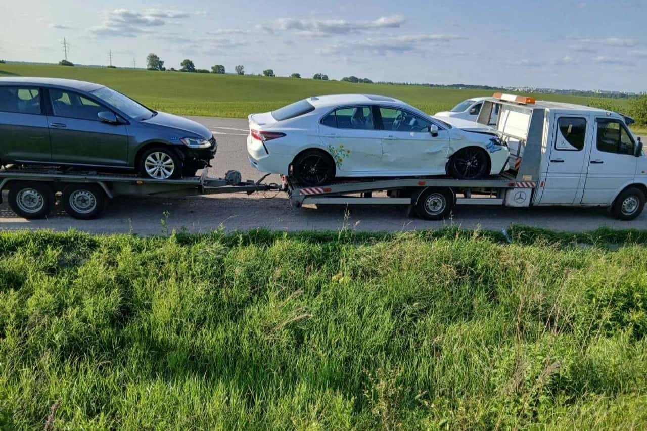 Евакуатор AvtoHelp — робота 14