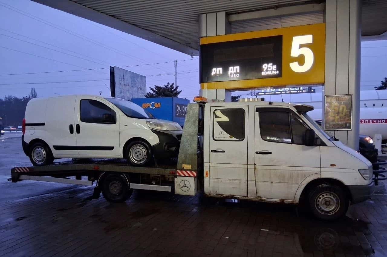 Евакуатор AvtoHelp — робота 7